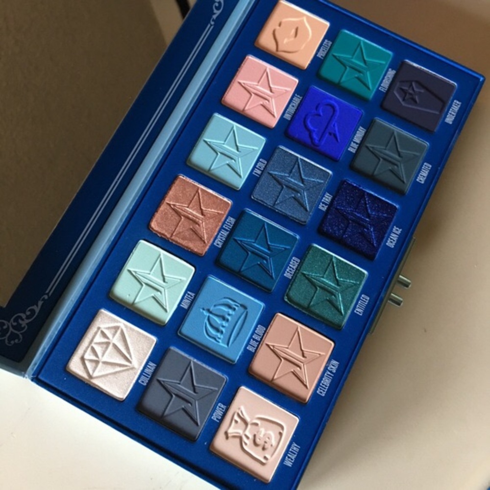 Jeffree Star Blue Blood Palette